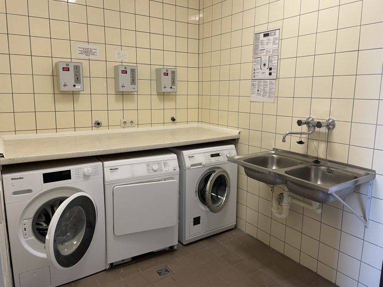 Waschmaschinen Camping um Ost